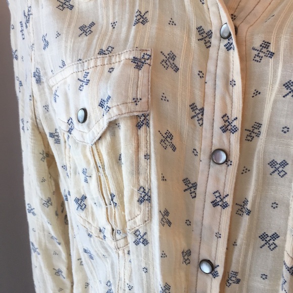 FREE PEOPLE blouse - Picture 8 of 8